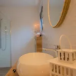 Villa Luxury- By Guide *